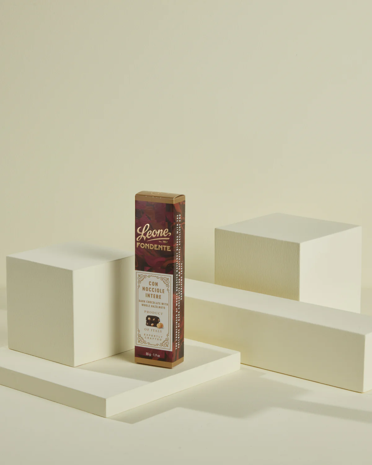 Barretta Cioccolato Fondente con Nocciole intere - Image 3